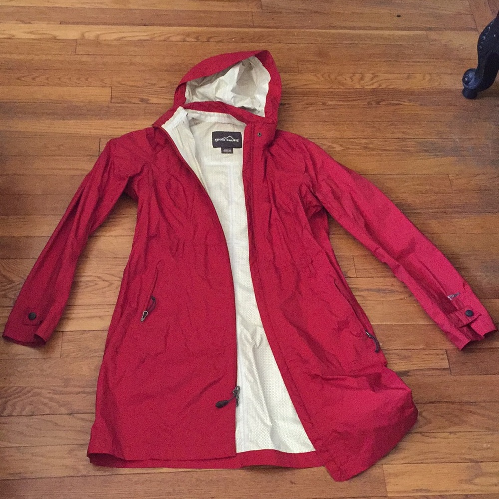 EVERYTHING MUST GO Eddie Bauer rain coat, small